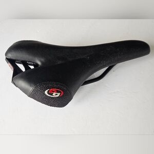 Specialized Body Geometry Vintage Bicycle Saddle BG Bike Seat